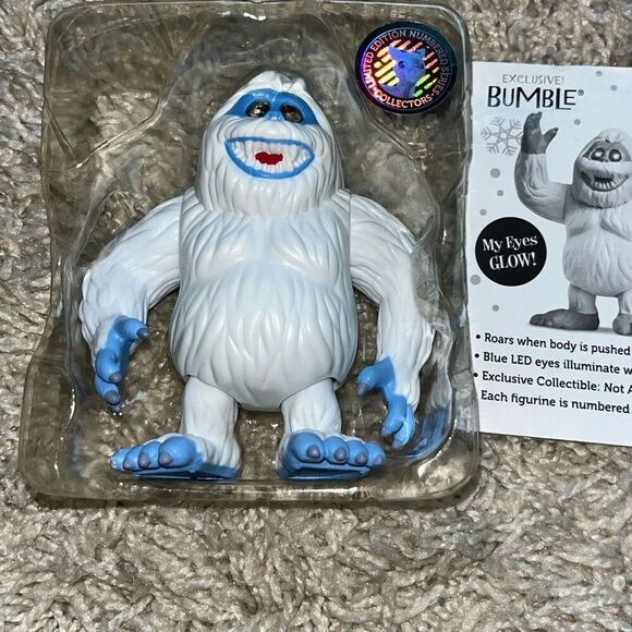 NIB Exclusive Bumble Rudolph Collector’s Edition 50th Anniversary - Picture 7 of 12